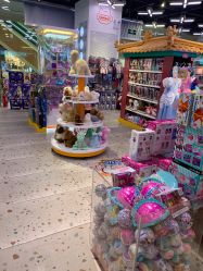 -kidsland(颐堤港店)