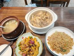 -民间瓦缸煨汤館(嵩山路店)