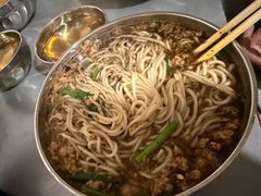 -正宗杨记普洱酸醋米线(总店)