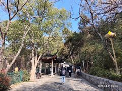 -灵岩山风景区