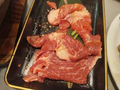 -山焱·炭火自助烤肉(周浦万达店)