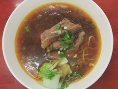 -尊品原汁牛肉面
