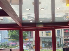 -何师傅美蛙鱼头(汉街店)