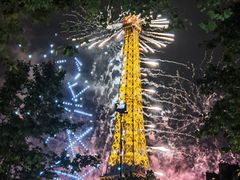 -埃菲尔铁塔