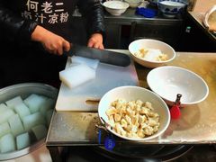 -何老二卤汁凉粉