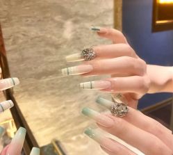 -LILY NAILS美甲美睫