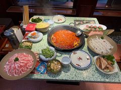 -鸿姐老火锅(静安店)