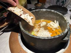 -芸山季·云南野生菌火锅(人民广场来福士店)