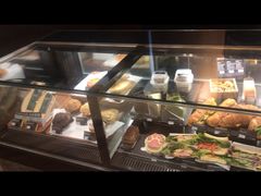 -星巴克(静安嘉里中心B2店)