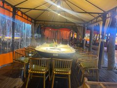 -二荆条·蜀鲜汇城市森林火锅