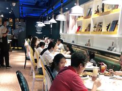 大堂-汤姆家的牛排意面披萨(新城市广场店)