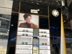 -标准眼镜·蔡司官方授权店(和平路总店)