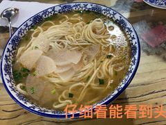 -陇上全荟兰州传统牛肉面(延吉路店)
