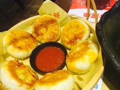 -左庭右院鲜牛肉火锅(金山万达店)