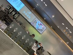 -喜茶(杭州滨江宝龙店)