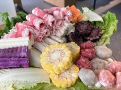 -三个椰子·现砍椰子鸡(金源CBD店)
