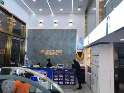 -水灵珑美容造型中心