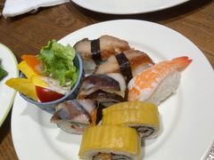 -松咖啡自助餐厅·松北香格里拉