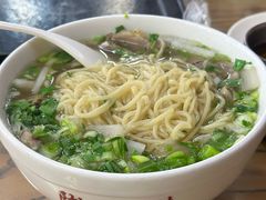 -陇上全荟兰州传统牛肉面(延吉路店)