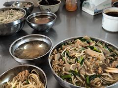 -正宗杨记普洱酸醋米线(总店)