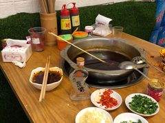 -李记称盘牛杂串串(广厦店)