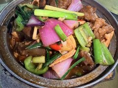 腐竹萝卜焖牛腩-苏记美食(张槎一路店)