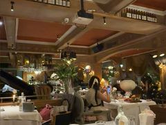 -火车头法国西餐厅