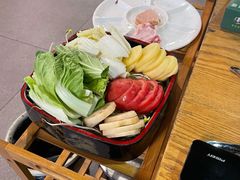 -菌海森林·非遗野生菌火锅(西山区滇池路摩根道店)