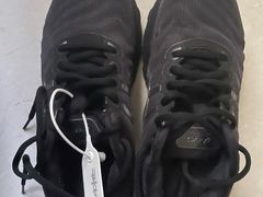 -吾净球鞋奢侈品洗护修复中心(汉街SKP店)