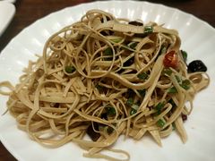 -超越炭火牛蛙火锅鸡(河东店)