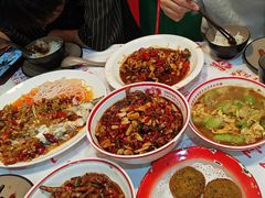 -堂瓦里·33年传统赣菜(第一街区店)