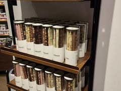 零售区-Laderach 莱德拉(上海环贸iapm店)