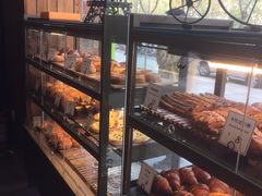 -红跑车蛋糕世界(清江路店)