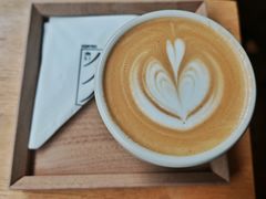 热拿铁-溯洄咖啡VORTEX COFFEE
