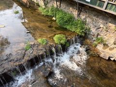-北京水岸山吧度假村(雁栖镇店)