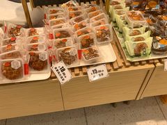 单黄纯白莲蓉月饼-裕兴烘焙(新桥西路店)