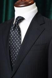 -优山定制西服衬衫大衣(国贸店)