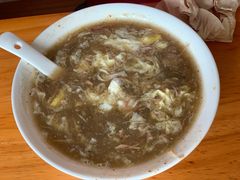 -罗卜李包子羊肉汤