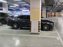 -经纬汇-停车场