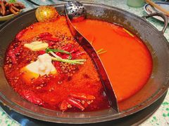 -鸿姐老火锅(疁城新天地店)