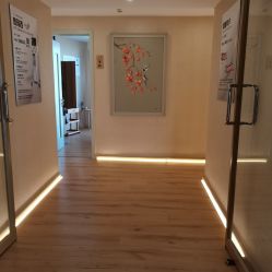 -涂tu指甲日式美甲美睫店