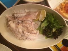 iphone_upload_pic-香格里拉鱼跃地中海西餐厅·牛排披萨