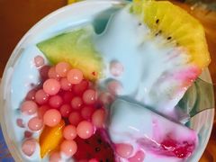 藻蓝椰香酸奶-溪边姑娘·拉丝酸奶水果捞(春熙路店)
