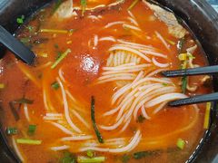 -桥香园过桥米线(国贸店)