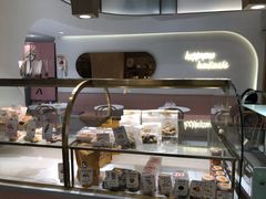 面包甜点陈列柜-欢牛蛋糕屋(城西店)