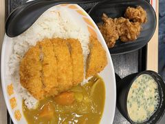 咖喱黄金猪排饭-吉野家(上海美罗城店)
