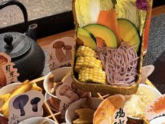 -菌自由丨野生菌火锅特色庭院餐厅(丽江古城店)