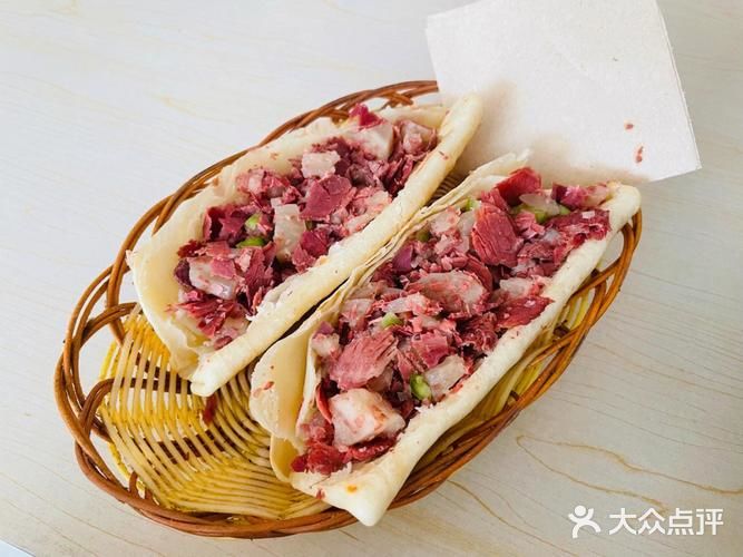 鸿源饭店(通府南街店)