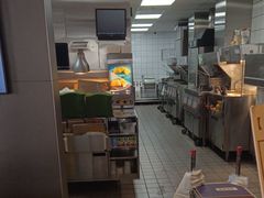 -麦当劳(伟城广场店)