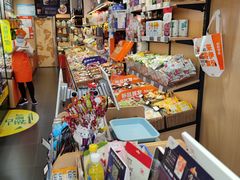 零售区-来伊份(闻喜路三店)